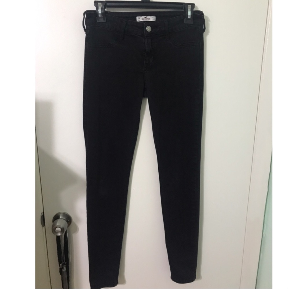 Hollister Skinny Stretchy Black Jeans💜
